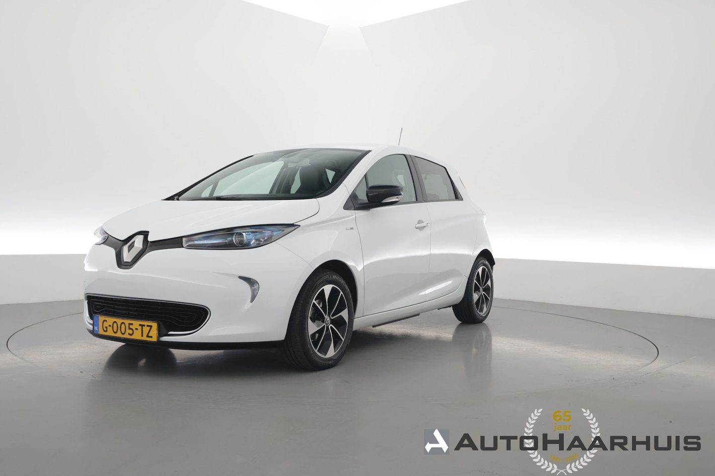 Renault Zoe - R110 Bose 41 kWh | RIJKLAAR!! | SOH 92% | Cruise Contr. | Keyless | Camera | Bose Audio | - AutoWereld.nl