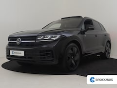 Volkswagen Touareg - 3.0 TSI eHybrid 340 kW 4Motion R | 360 Camera | Panorama-dak elect | Head-up display | App