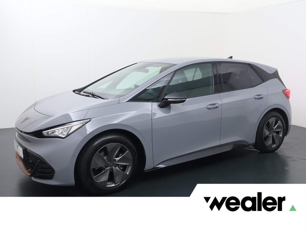 CUPRA Born - Impulse 62 kWh | 204 PK | SoH 93% | Adaptive Cruise Control | 360 graden camera | Dodehoek - AutoWereld.nl
