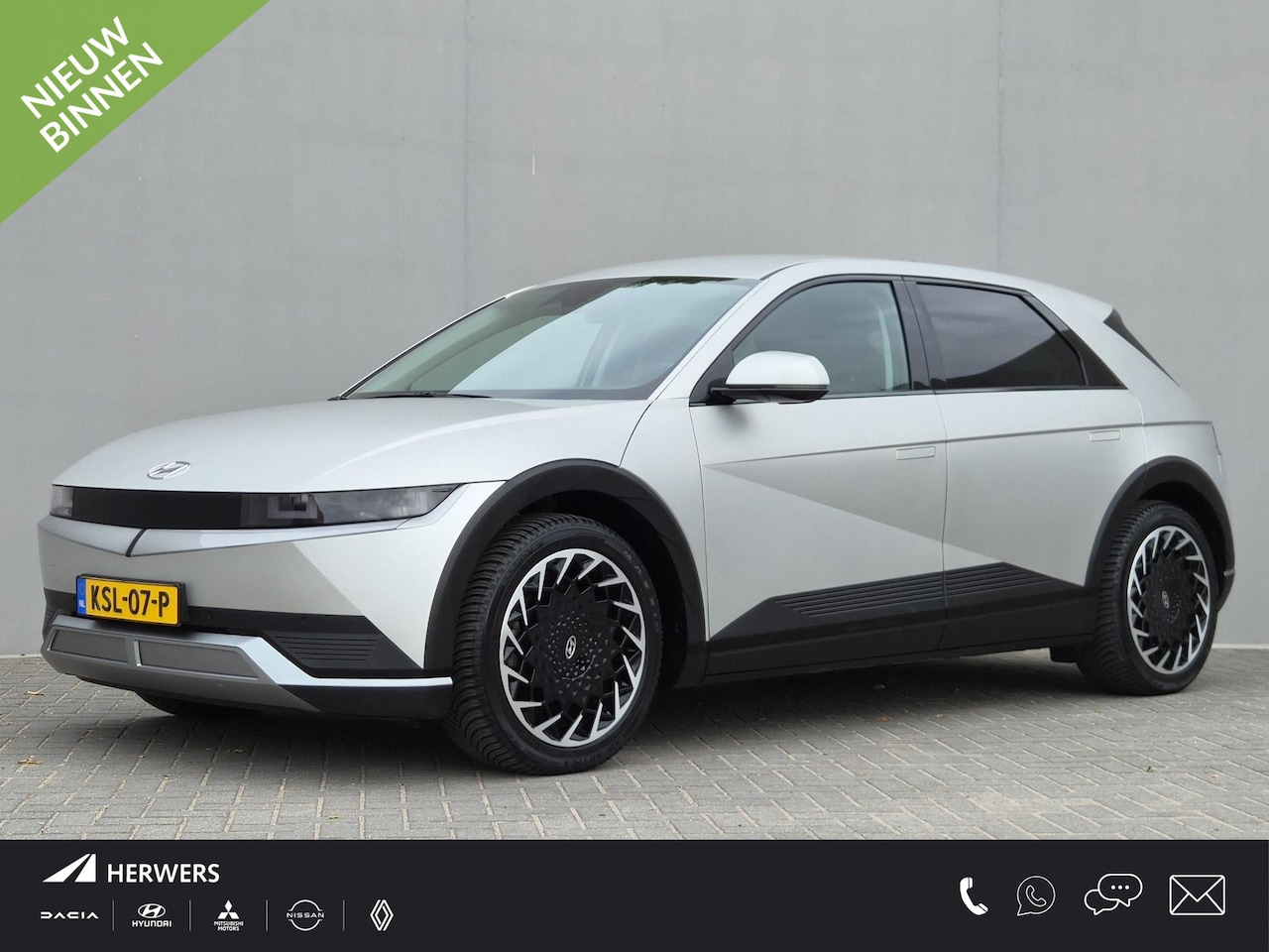 Hyundai IONIQ 5 - Connect 77.4 kWh / SOH 98% / Fabrieksgarantie tot 12-2029 / Trekgewicht 1600 kg / CCS snel - AutoWereld.nl