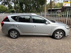 Kia Cee'd Sporty Wagon - 1.4 CVVT X-tra