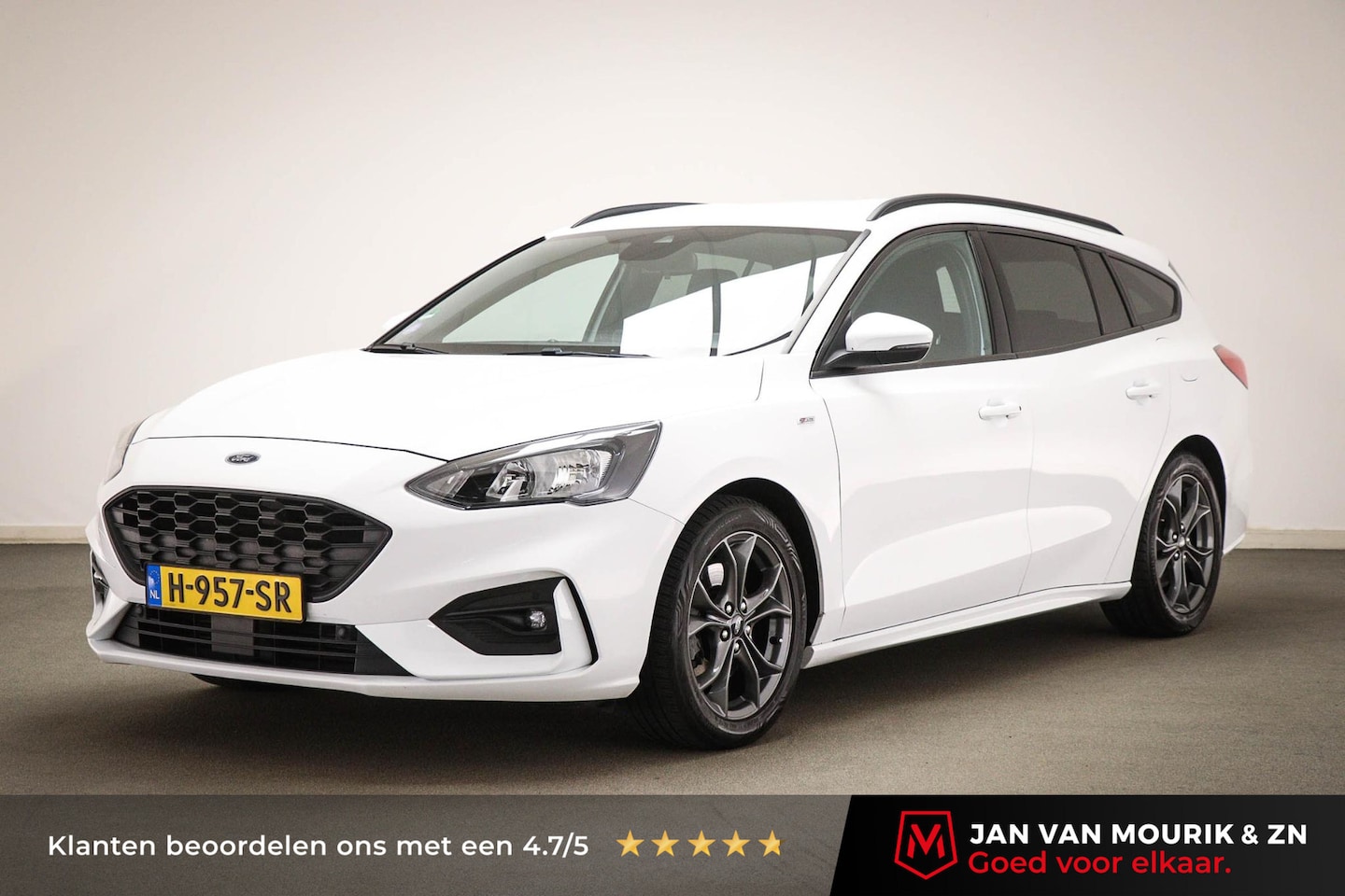 Ford Focus Wagon - 1.0 EcoBoost ST Line Business | WINTER PACK | STUURVERWARMING | APPLE | CAMERA | TREKHAAK - AutoWereld.nl