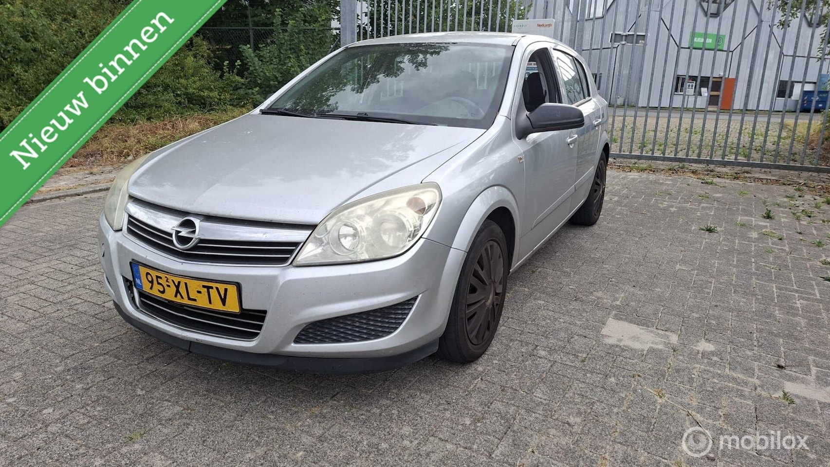 Opel Astra - 1.6 Business+ 1.6 Business - AutoWereld.nl