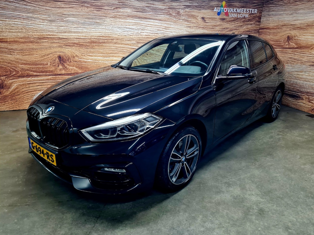 BMW 1-serie - (f40) 118i 140pk Aut Executive Edition Sportst. Stoelverw. All-in prijs + 12 mnd garantie. - AutoWereld.nl