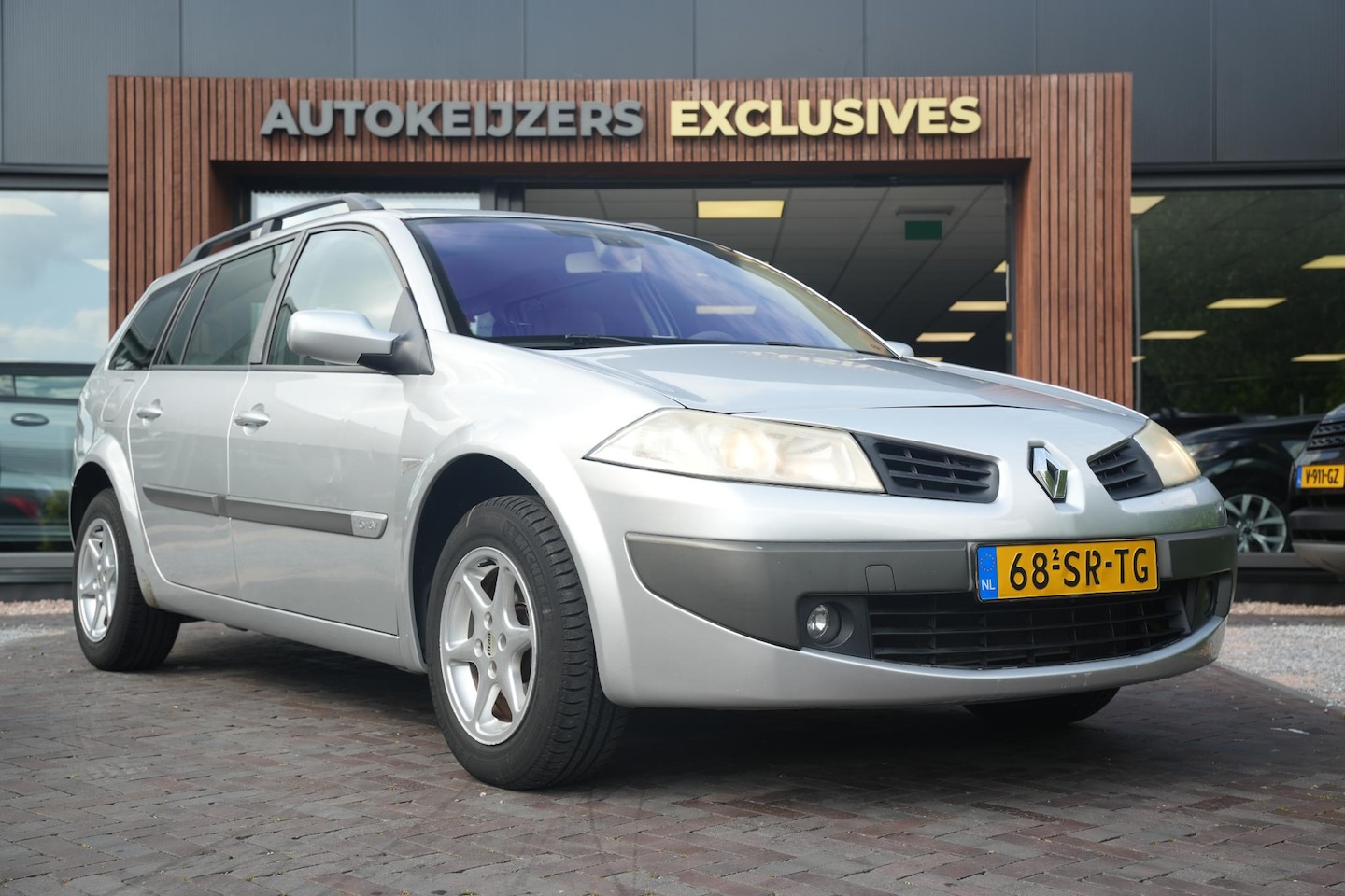Renault Mégane Grand Tour - 1.6-16V Dynamique Comfort 1.6-16V Dynamique Comfort - AutoWereld.nl