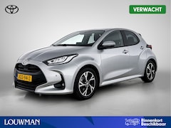 Toyota Yaris - 1.5 Hybrid 115 Dynamic Comfort Pack | BTW voertuig | Stoel+stuurverwarming | Dodehoek dete