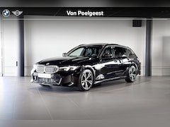 BMW 3-serie Touring - 318i | M Sport | Glazen Panoramadak | Stoelverwarming | Trekhaak |