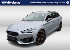 CUPRA Leon Sportstourer - 1.4 e-Hybrid 245pk Performance DSG Automaat / Navigatie / LM 19 inch / Camera / Park Assis