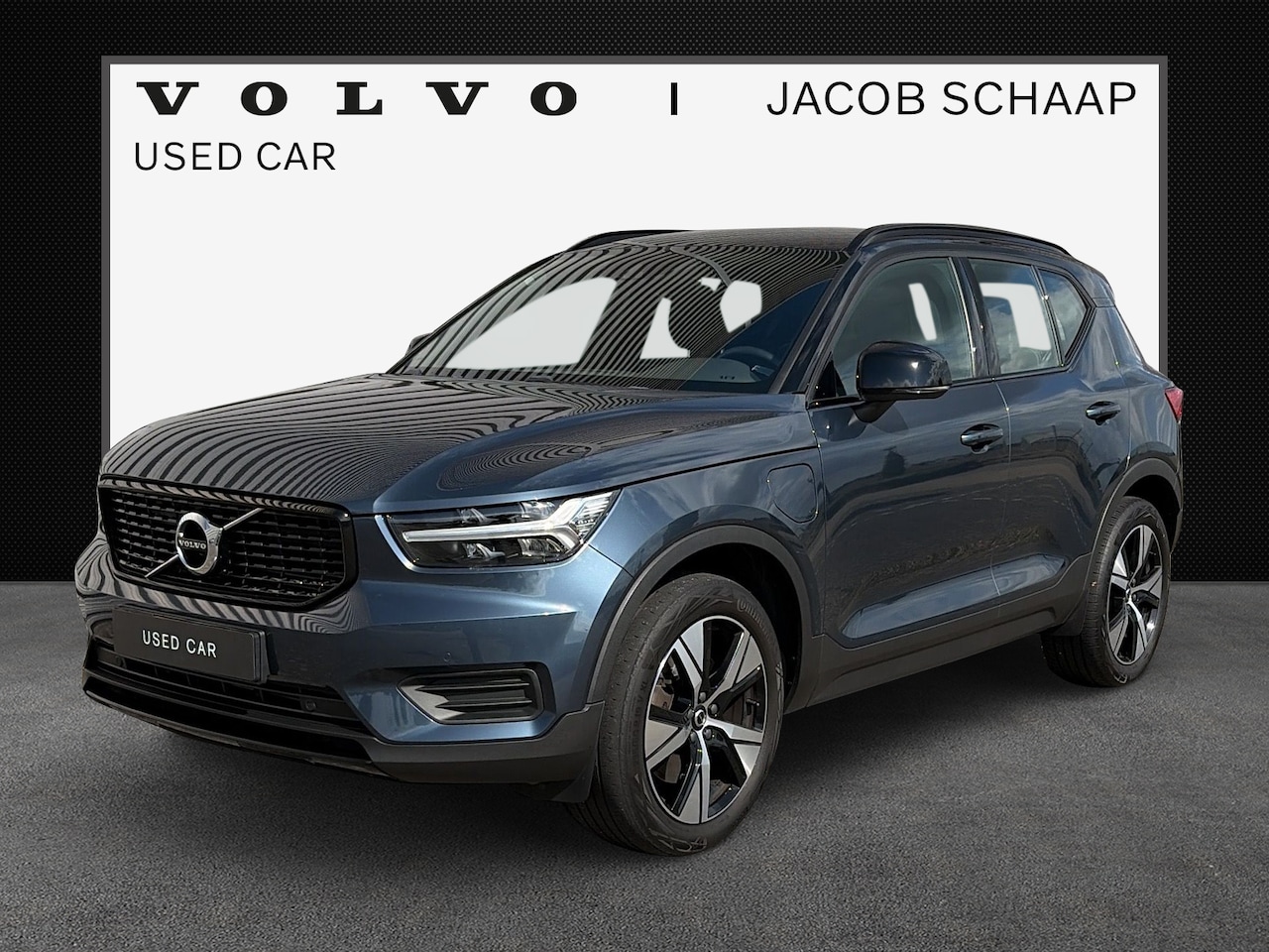 Volvo XC40 - 1.5 T4 Recharge R-Design / Achteruitrijcamera / Stoel- en stuurverwarming / inklapbare tre - AutoWereld.nl
