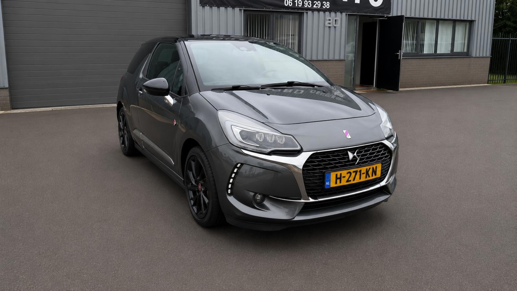 DS 3 - 1.2 PureTech Sport Chic Luxe Utvoering 131 PK - AutoWereld.nl