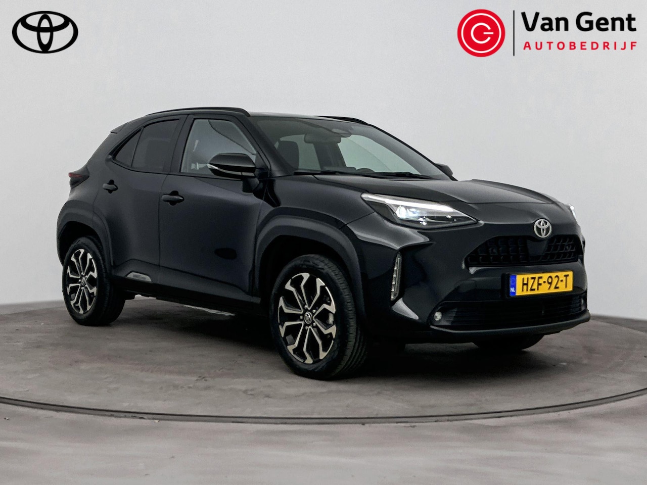 Toyota Yaris Cross - 1.5 Hybrid 115 Dynamic | Dodehoek detectie | Parkeersensoren voor/achter | Apple Carplay / - AutoWereld.nl