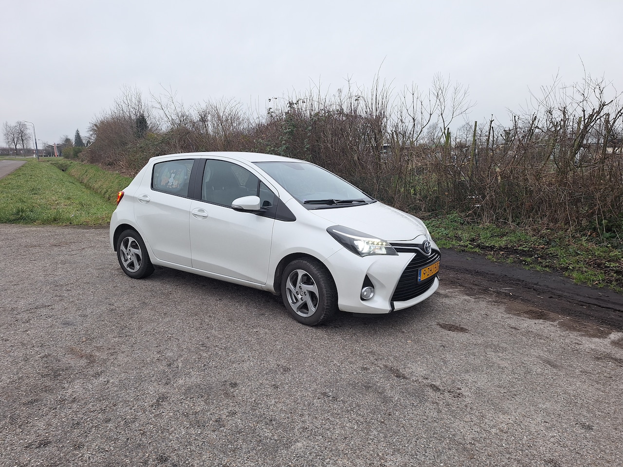 Toyota Yaris - 1.5 Hybrid Lease - AutoWereld.nl