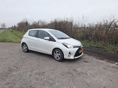 Toyota Yaris - 1.5 Hybrid Lease