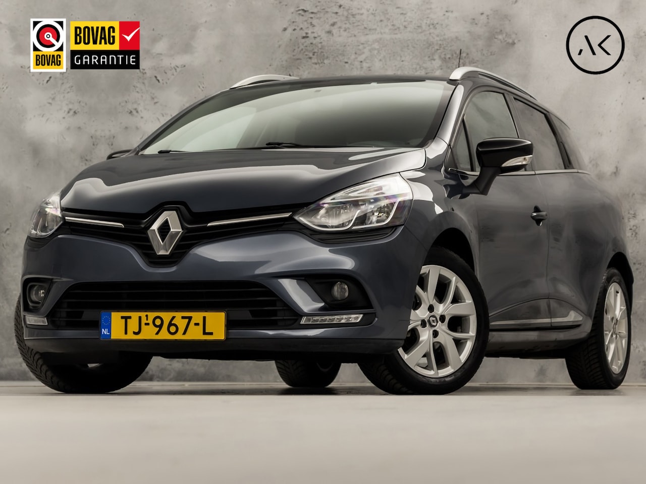 Renault Clio Estate - 0.9 TCe Limited Sport (NAVIGATIE, LM VELGEN, GETINT GLAS, SPORTSTOELEN, BASS REFLEX, CRUIS - AutoWereld.nl