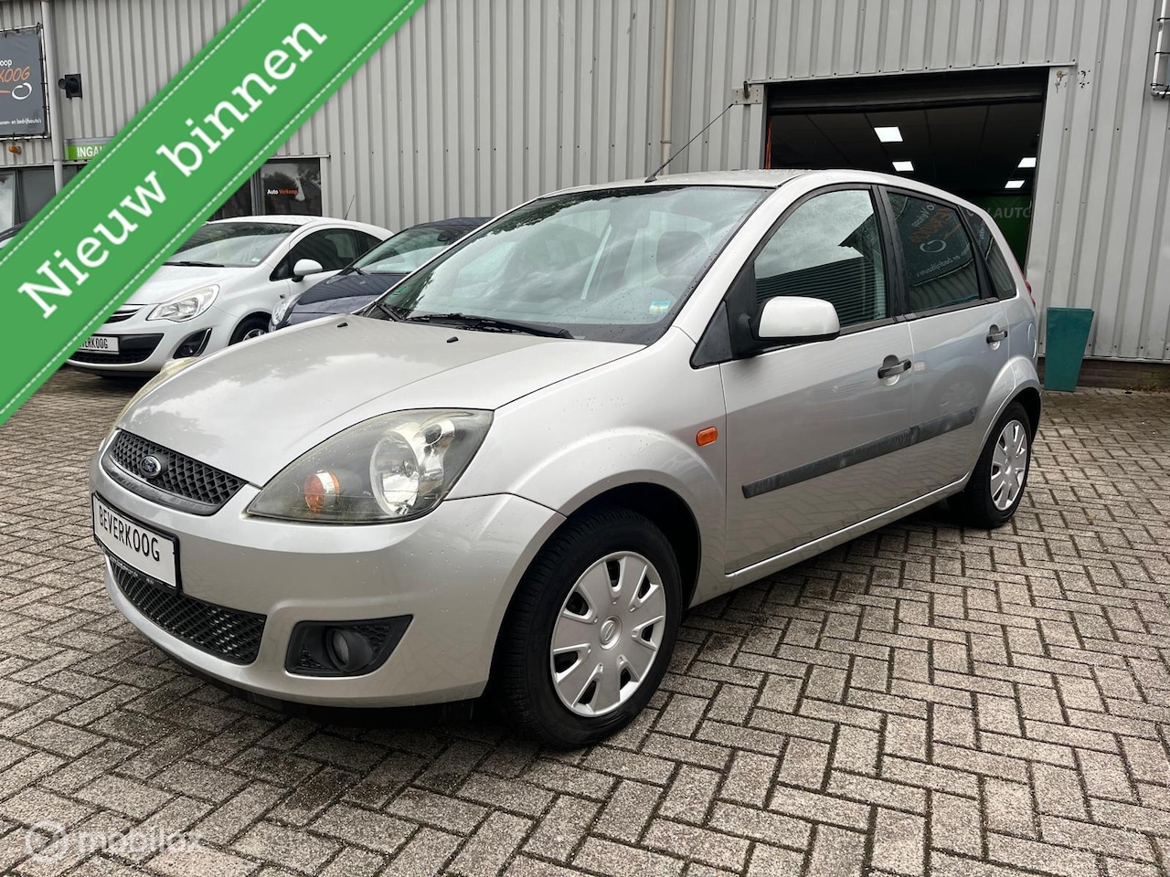 Ford Fiesta - 1.4-16V SUMMER EDITION - AutoWereld.nl