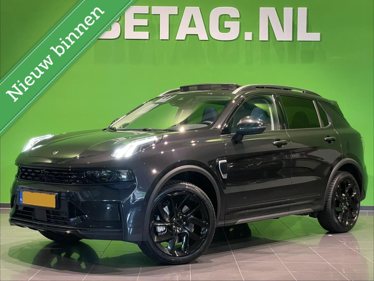 Lynk & Co 01 - 1.5 | Black on black | - AutoWereld.nl