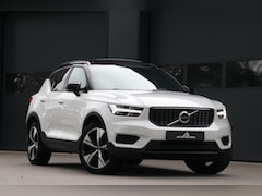 Volvo XC40 - 1.5 T4 Recharge |R-DESIGN| AdaptiveCruise Trekhaak Panoramadak PrivacyGlass AppleCarplay C