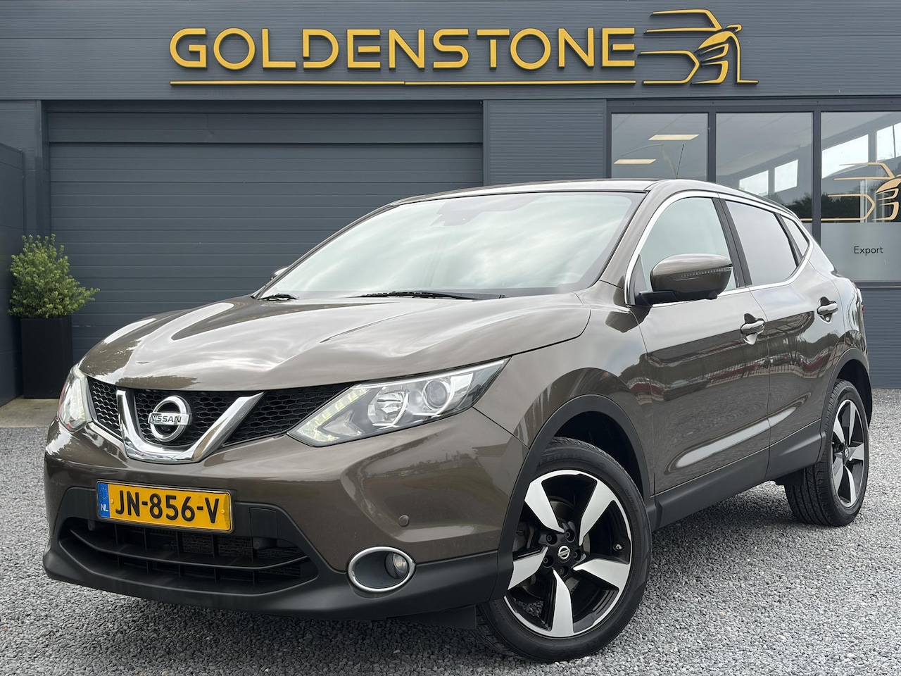 Nissan Qashqai - 1.2 N-Connecta 360°Camera,Trekhaak,Navi,Pdc V+A,Keyless,6 Bak,Clima,Cruise,2e Eigenaar,115 - AutoWereld.nl