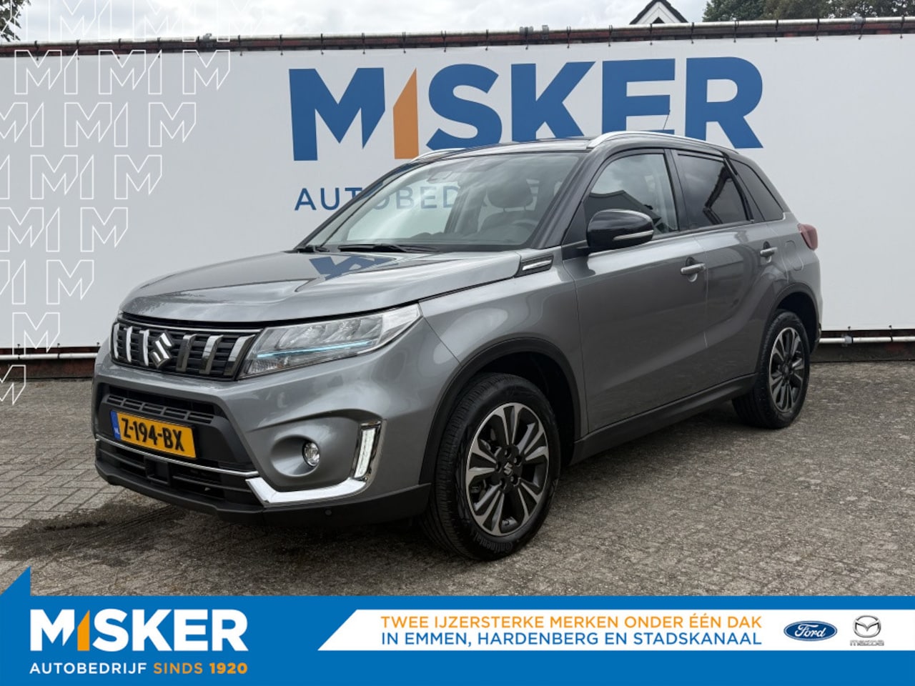 Suzuki Vitara - 1.5 Hybrid Style AUTOMAAT/TREKHAAK/CAMERA/ADAPTIVE C.C./DAB etc. - AutoWereld.nl
