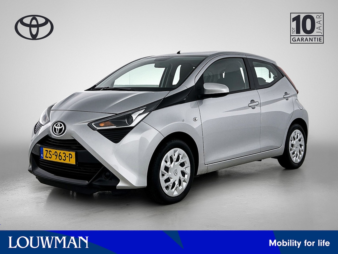 Toyota Aygo - 1.0 VVT-i x-play 1.0 VVT-i x-play - AutoWereld.nl
