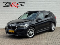 BMW X1 - SDrive 1.8i High Executive Head Up display Climate Cruise Pano Leer Navi PDC voor en achte