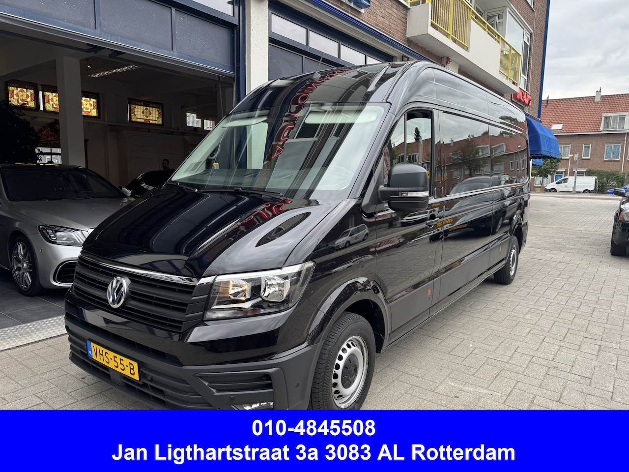Volkswagen Crafter - 35 2.0 TDI L4H3 1 EIGENAAR/CARPLAY - AutoWereld.nl