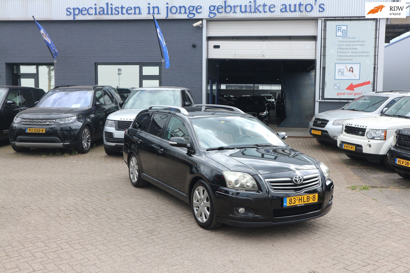 Toyota Avensis Wagon - 2.0 VVTi Business Pro / AUTOMAAT / LEER ! ! ! ! - AutoWereld.nl