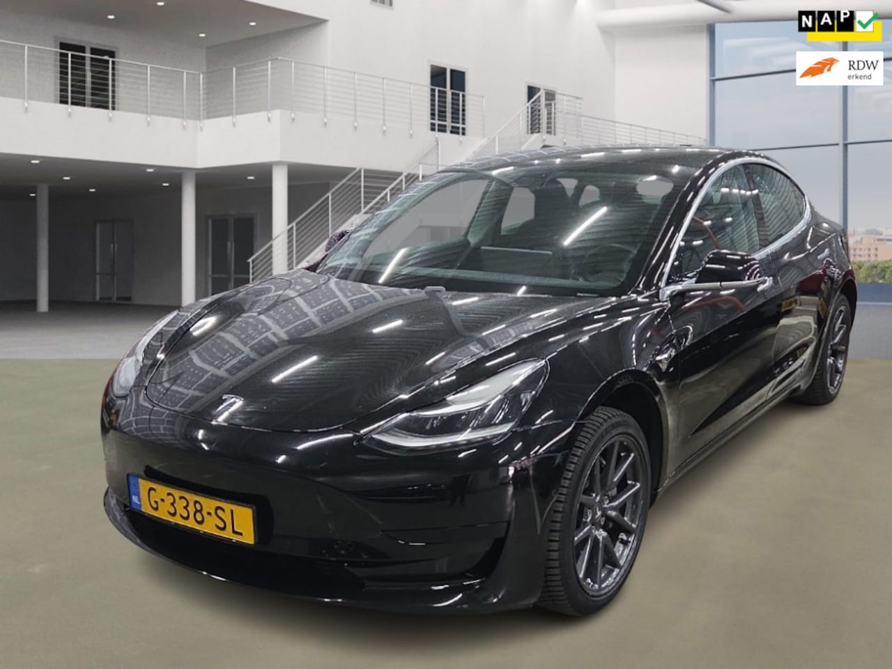 Tesla Model 3 - Standard RWD Plus 60 kWh - AutoWereld.nl
