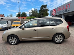 Kia Carens - 2.0, X-ECUTIVE, AUTOMAAT, AIRCO, 121.677km