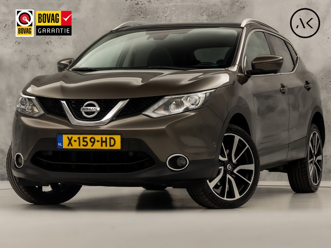 Nissan Qashqai - 1.6 dCi Tekna 4WD (PANORAMADAK, NAVIGATIE, LEDER, 360 CAMERA, ELEK SPORTSTOELEN, STOELVERW - AutoWereld.nl