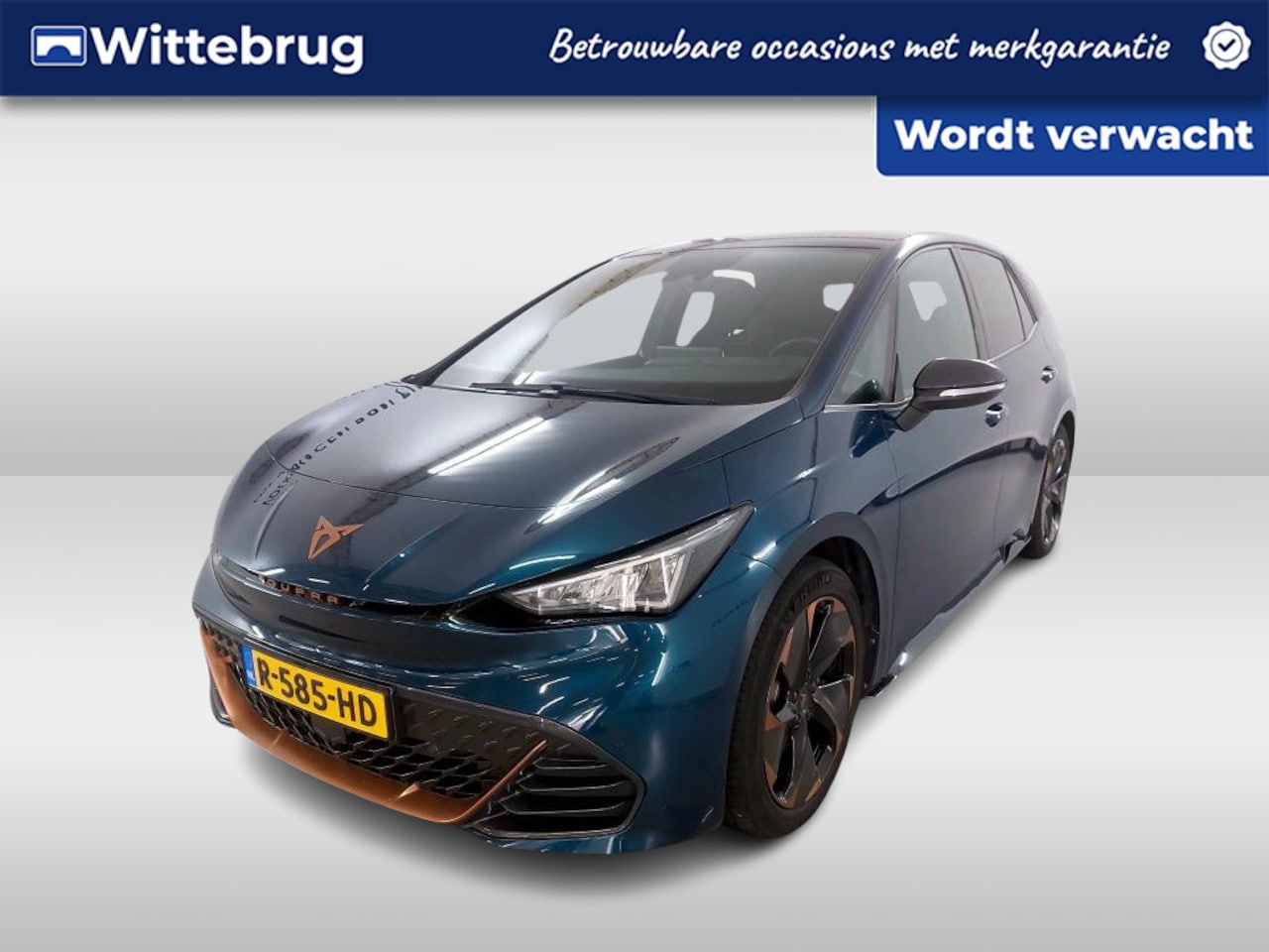 CUPRA Born - Adrenaline One 62 kWh 204pk / Navigatie / Digital cockpit / LM 19 inch / Camera / Parkeers - AutoWereld.nl