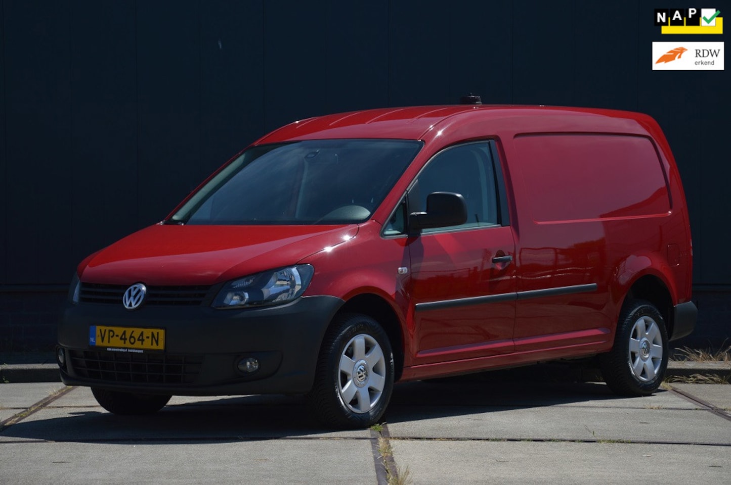 Volkswagen Caddy Maxi - 1.6 TDI BMT Airco Schuifdeur Trekhaak - AutoWereld.nl