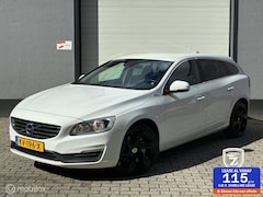 Volvo V60 - 2.4 D5 Twin Engine Lease Edition automaat / cruise