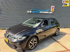 Volkswagen Polo - 1.0 TSI Life APPLE CARPLAY/ PDC