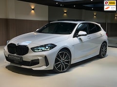 BMW 1-serie - 120i High Executive|Pano|HUD|Keyless|Sfeer