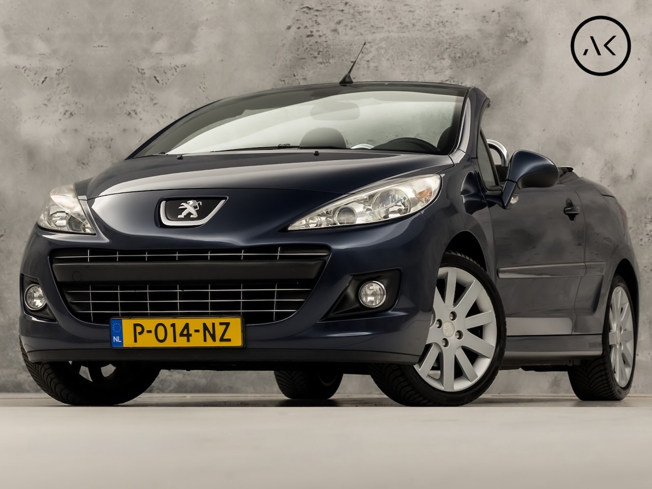 Peugeot 207 CC - 1.6 VTi Griffe (CLIMATE, TREKHAAK, CRUISE, SPORTSTOELEN, ELEKTRISCHE KAP, PARKEERSENSOREN, - AutoWereld.nl