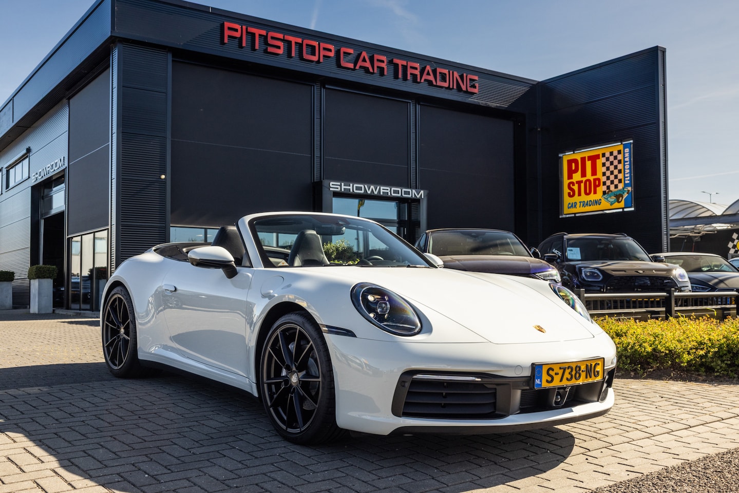 Porsche 911 Cabrio - 992 3.0 Carrera, 385 PK, Approved, BTW, Sportstoelen, PDLS! - AutoWereld.nl