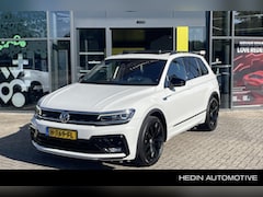 Volkswagen Tiguan - 1.5 TSI ACT Highline Business R | panorama dak | Black Style | Stoelverwarming | Navigatie