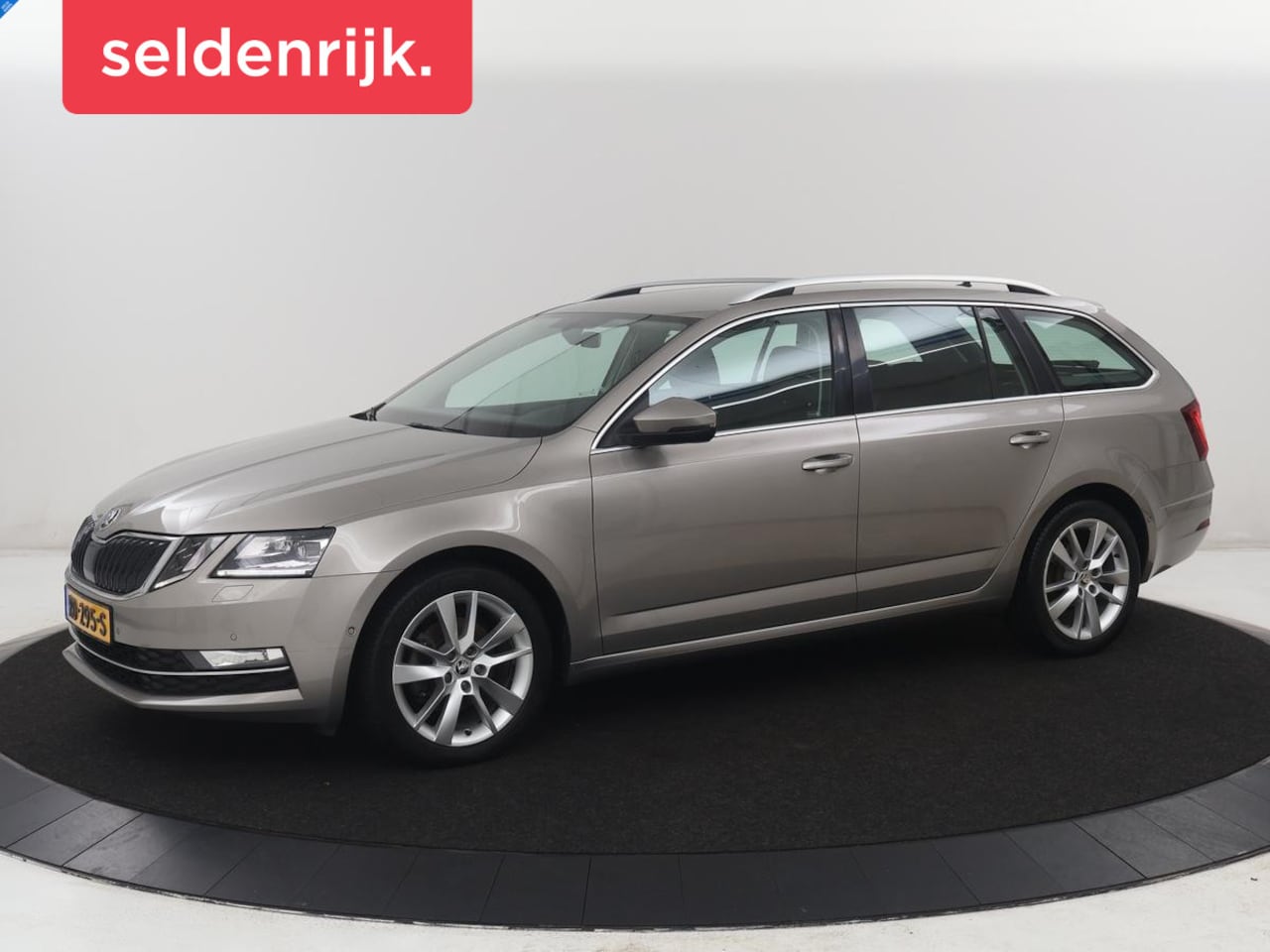 Skoda Octavia Combi - 1.4 TSI Greentech Style Business | Stoelverwarming | Canton sound | Carplay | Cruise contr - AutoWereld.nl
