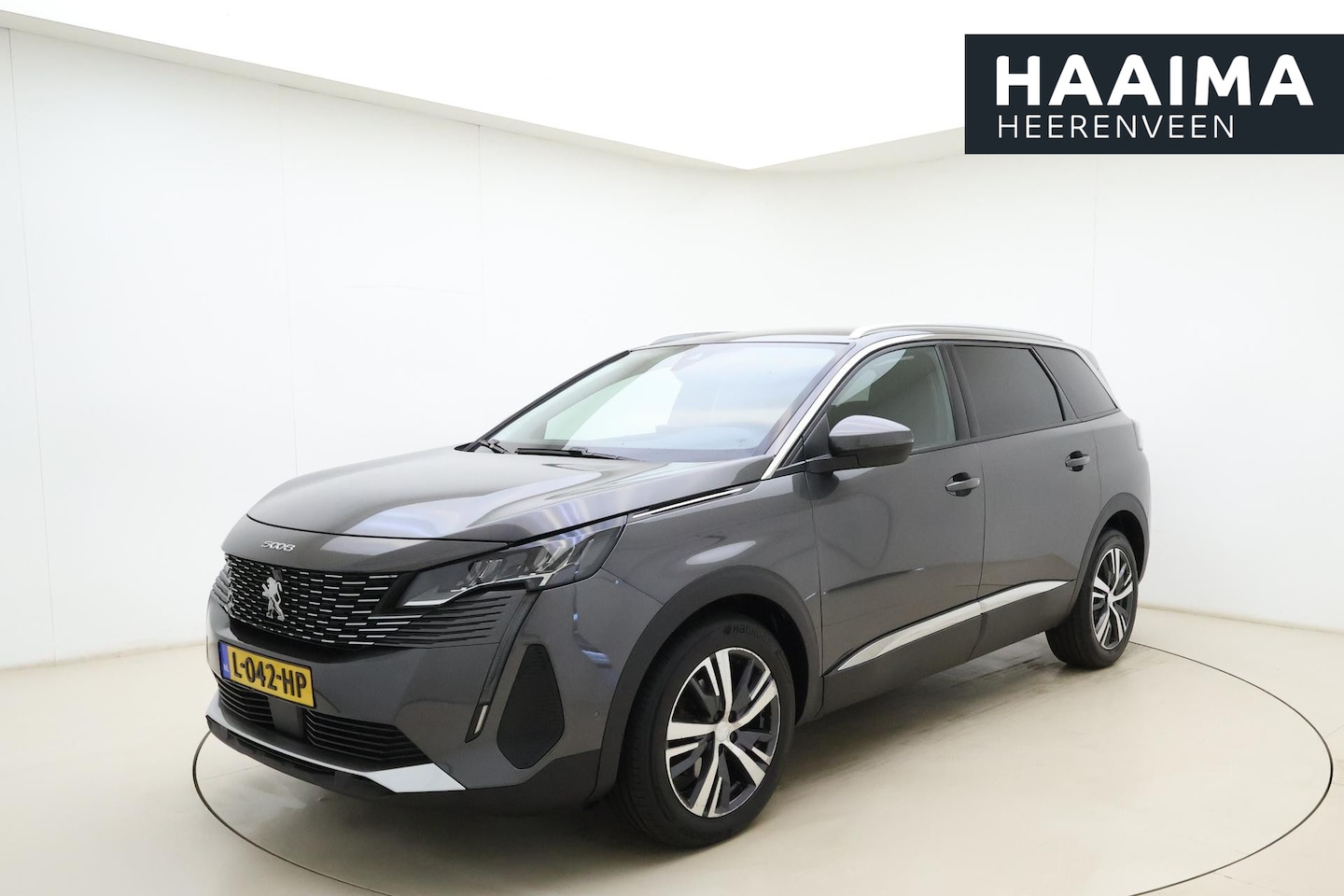 Peugeot 5008 - 1.2 Turbo 130pk Allure EAT8 | automaat | Trekhaak | Navigatie | climate control - AutoWereld.nl