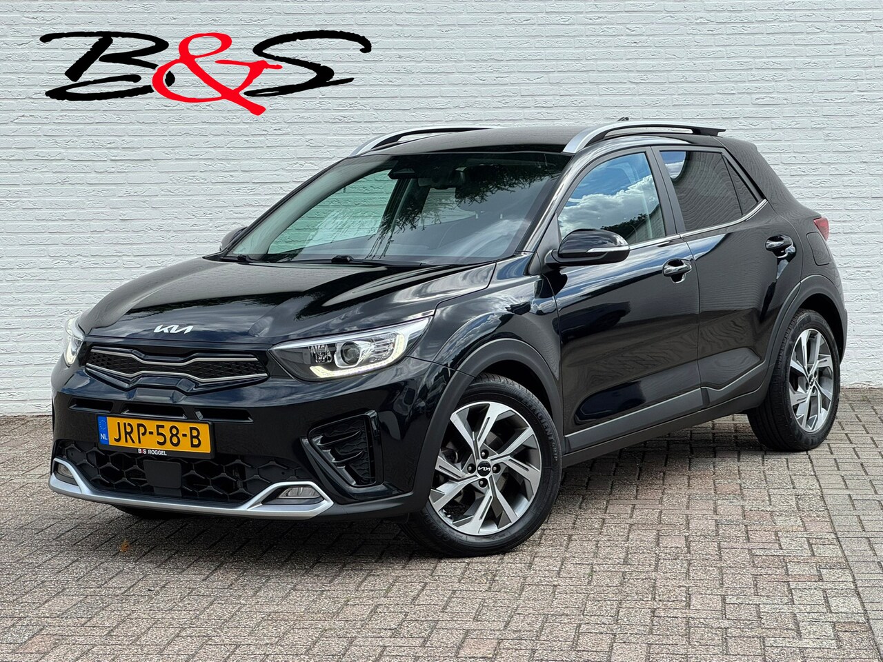 Kia Stonic - 1.0 T-GDi GT-Line Automaat Stoel/Stuur verwarming Garantie Clima Cruise Camera Keyless - AutoWereld.nl