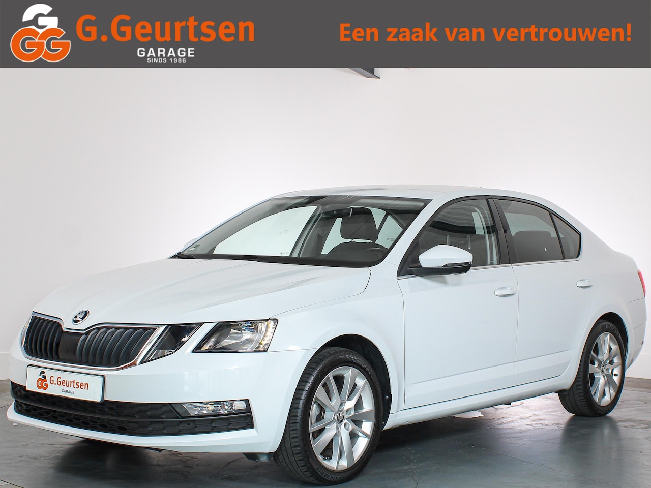 Skoda Octavia - 1.4 TSI 150PK Greentech Clever Edition Trekhaak, Stoelverwarming, Half leder, Apple Carpla - AutoWereld.nl