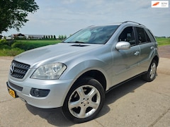 Mercedes-Benz M-klasse - 320 CDI/ automaat/ 5 peroons/ bj 2005 ( euro 4) young timer