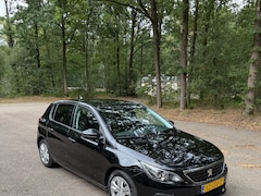 Peugeot 308 - 1.2 PureTech Blue Lease Executive Blue lease