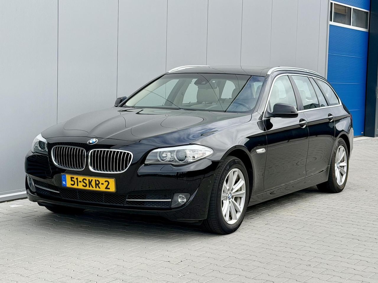 BMW 5-serie Touring - 520i High Exe | Pano | Xenon | Leer ! - AutoWereld.nl