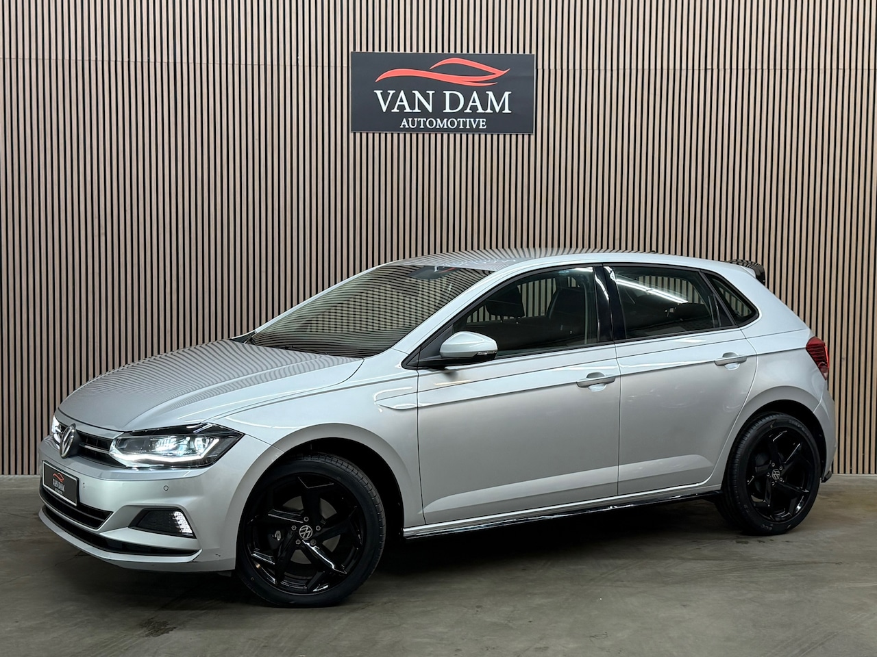 Volkswagen Polo - 1.6 TDI R-Line 2021 DSG LED CLIMA CAR-PLAY - AutoWereld.nl