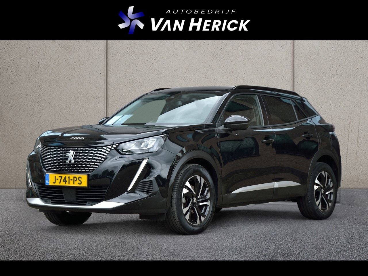 Peugeot 2008 - 1.2 PureTech Allure | Navigatie | Trekhaak | Achteruitrijcamera - AutoWereld.nl