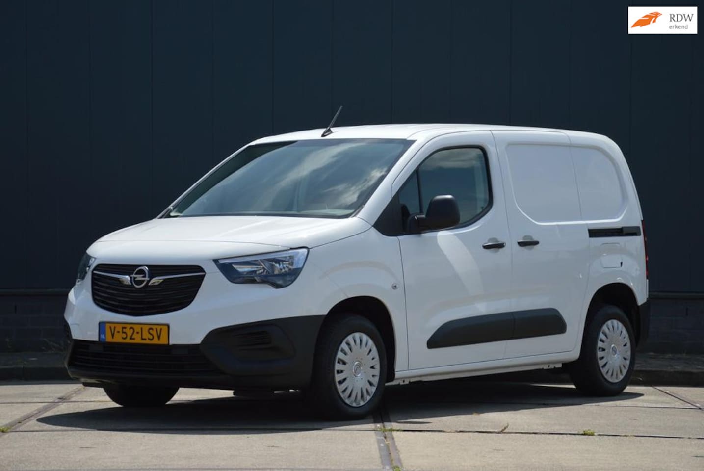 Opel Combo - 1.5D L1H1 Edition Euro 6 Airco Dubbele schuifdeur - AutoWereld.nl