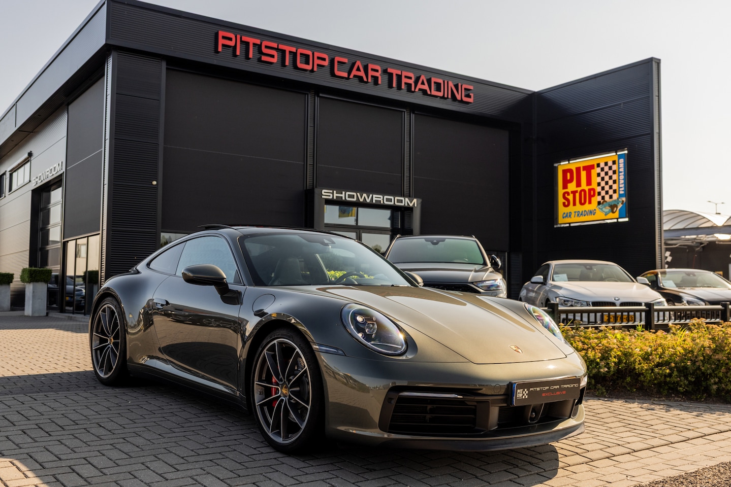 Porsche 911 - 992 3.0 Carrera S, 450 PK, Pano, *Aventurijn* Sportstoelen, Nieuwstaat! - AutoWereld.nl