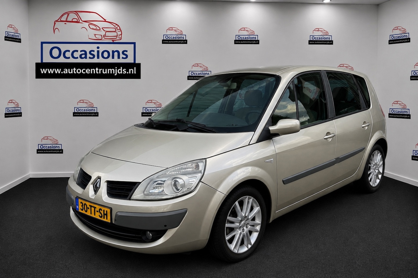 Renault Scénic - 1.6-16V Business Line. Airco , Navi , N.A.P. ! - AutoWereld.nl